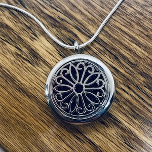Aromatherapy Essential Oil Diffuser Necklace - Silver Filigree Locket - Silver Locket