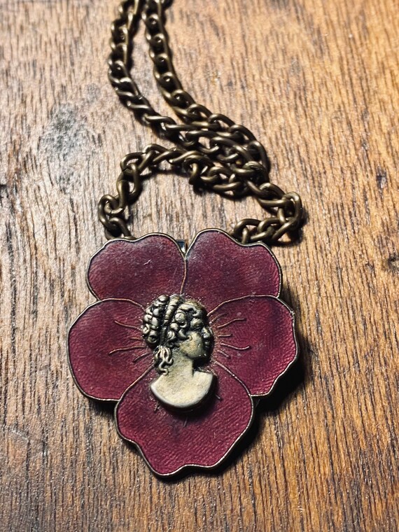 Silhouette Cameo - Vintage Cameo Pendant - Bronze Chain