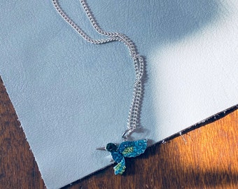 Collier colibri - Rhinestone Silver Hummingbird Necklace- Hummingbird Charm- Independance, Courage, Love and Wisdom Symbold Charm