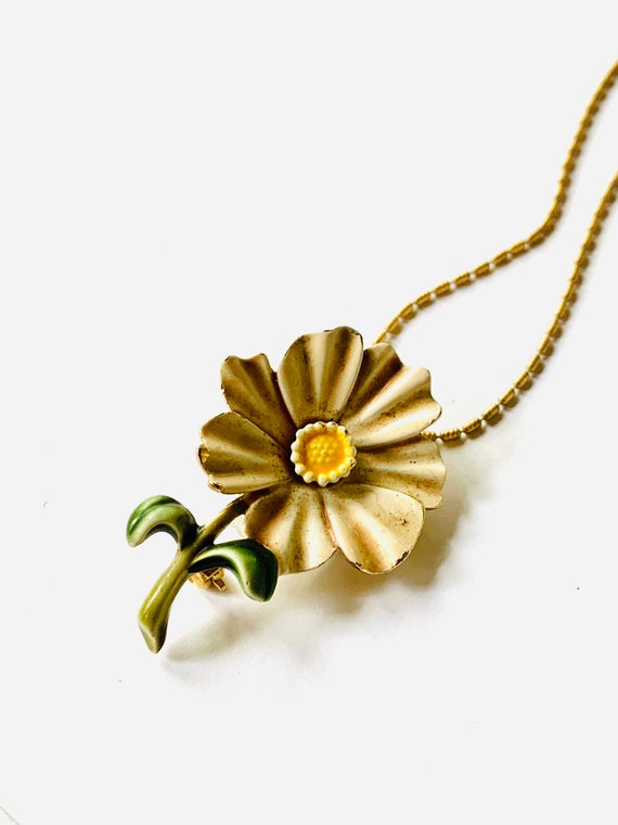 Vintage Yellow Enamel Daisy - Flower Brooch - Vin… - image 1