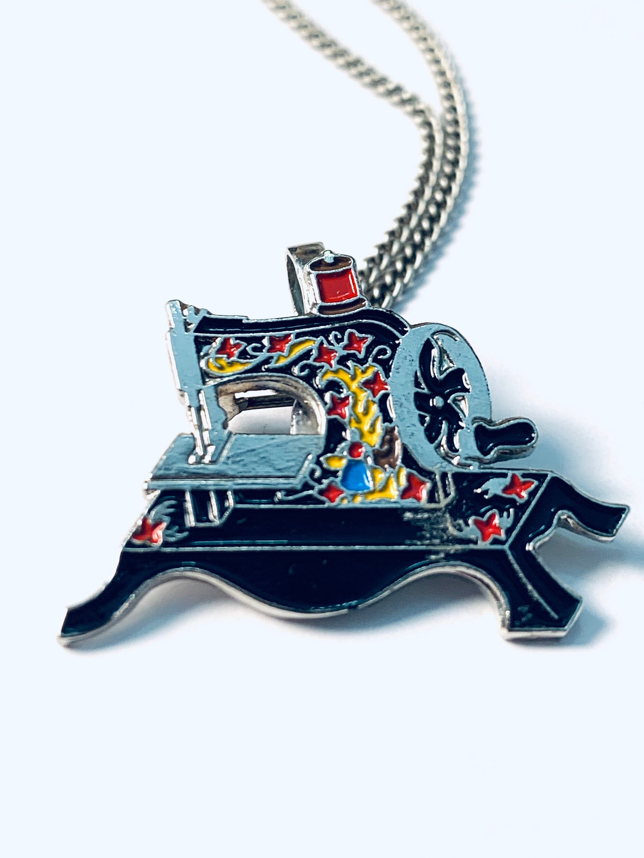 Sewing Machine Necklace Vintage Sewing Machine Pendant Etsy