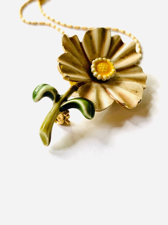 Vintage Yellow Enamel Daisy - Flower Brooch - Vin… - image 7