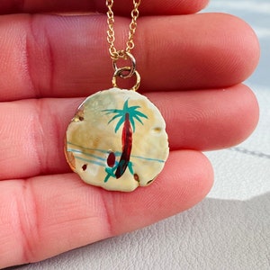 Sun - Starfish And Sand Dollar Necklace- Gold Starfish Necklace- Boho Beach Necklace - Beach Lover Gift - Dainty Sand Dollar Necklace