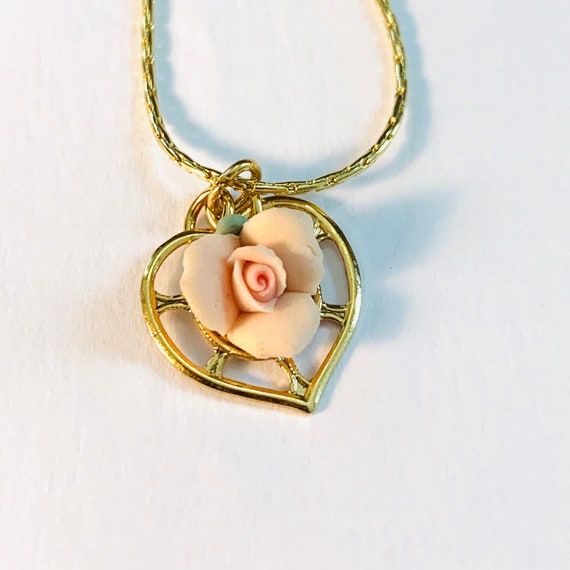 Porcelain Rose Heart Pendant Necklace - Vintage Style Floral
