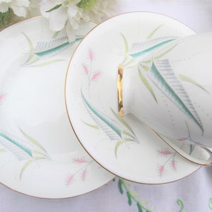 Vintage 1950s Royal Standard &#39;Enchantment&#39; Pink & Green Trio