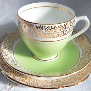 Vintage 1930s Art Deco Green Gilded Diamond China Trio
