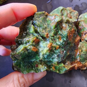 크리소프레이즈, Green Chrysoprase, Raw Chrysoprase, Krysopras, Rough Chrysoprase, Хризопраз, Crisoprasio, الكريسوبراس, Crisoprasa