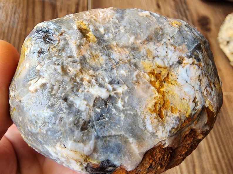 Blue Chalcedony Rough, 푸른 칼세도니, Blue Chalcedony Raw, Blue Gemstone, ブルーカルセドニー, Blå Chalcedon,  Calcedonia Azul, 蓝玉髓