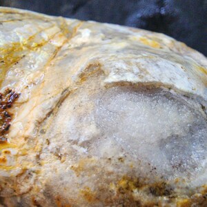 Blue Chalcedony Rough, Natural Blue Chalcedony, Raw Blue Chalcedony, Blue Chalcedony Specimen, Blue Chalcedony Stone, 玉髄, العقيق الأبيض