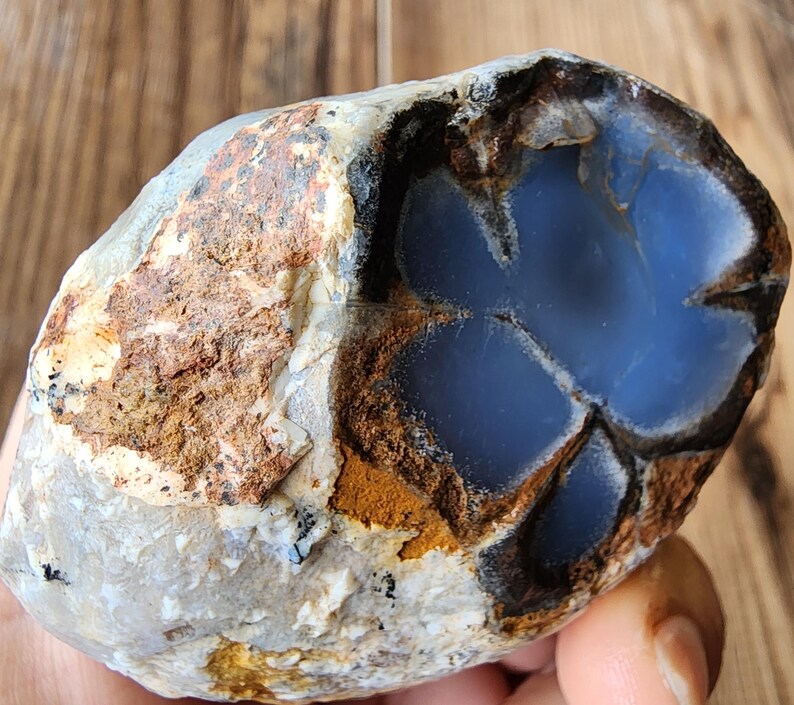 Blue Chalcedony Rough, 푸른 칼세도니, Blue Chalcedony Raw, Blue Gemstone, ブルーカルセドニー, Blå Chalcedon,  Calcedonia Azul, 蓝玉髓