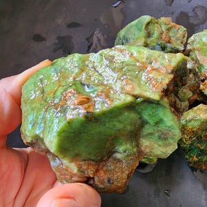 크리소프레이즈, Green Chrysoprase, Raw Chrysoprase, Krysopras, Rough Chrysoprase, Хризопраз, Crisoprasio, الكريسوبراس, Crisoprasa