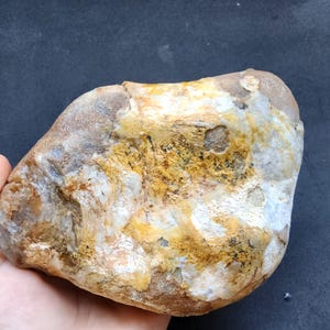 Blue Chalcedony Rough, Natural Blue Chalcedony, Raw Blue Chalcedony, Blue Chalcedony Specimen, Blue Chalcedony Stone, 玉髄, العقيق الأبيض