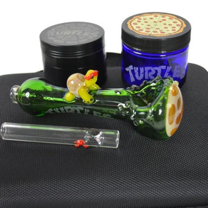 TMNT UV Reactive Turtles Raph Glass Pipe Set