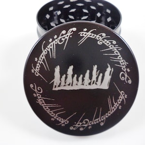 LOTR 2.2&quot; Laser Geätzte 4 Stück Metall Kräutermühle