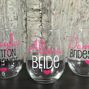 Wedding Party Gift, Bridesmaid Wine Glasses, Bridesmaid Gift, Wedding Party Wine Glasses, Bridal Party Gift