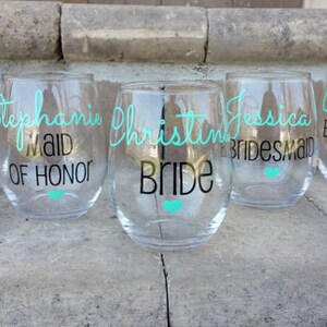 Bridesmaid gift, Bridesmaid Wine Glasses, Bachelorette Party Glasses, Wedding Favors, Bridesmaids Gift