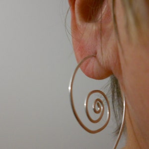 Sterling silver large swirling hoop earrings image 4