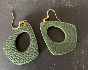 Lalala green leather charm earrings and crocodile gold metal alloy hook