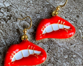 Red mouth charm earrings on gold metal alloy hook