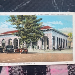 Carte postale vintage bureau de poste en plein air de Saint-Pétersbourg, Floride 1930