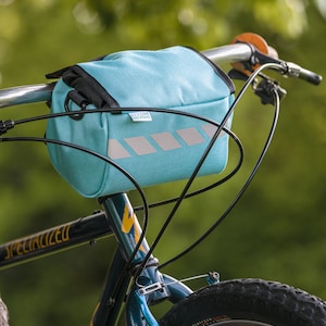 Nova |  Handlebar cycling bag | Randonneuring Bag
