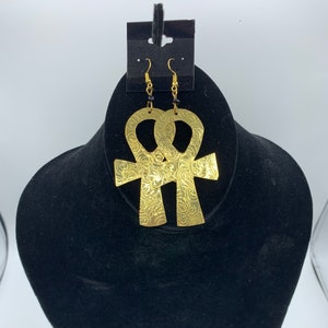 Ankh Brass earrings comes in 4 sizes. Xlarge, Large, medium and small