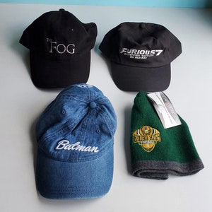 Gorras de películas relacionadas: SELECCIÓN 1: The Fog, Batman, Six Flags, DC Comic, gorra de Furious 7, Rápidos y Furiosos, Blu-ray, gorro de fútbol americano Billy Madison de Knibb High