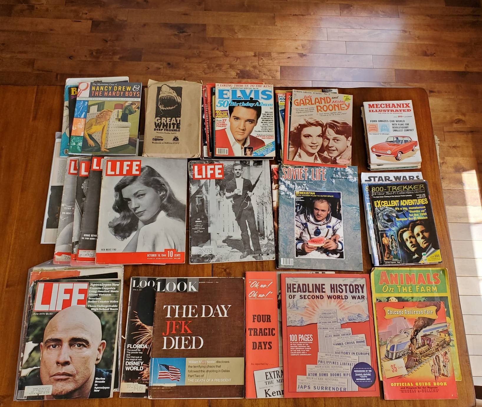 Vintage Magazines, Comic Books, Manuals PICK 1: Vintage Life Magazine…