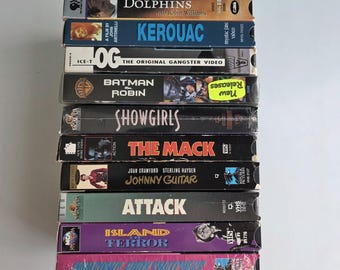 New Batch of VHS Movies PICK 1: Dressed to Kill, Jurassic Park