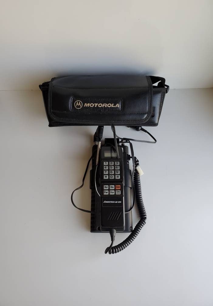 Vintage Ameritech AC-250 Car Phone W/ Motorola Leather Bag 