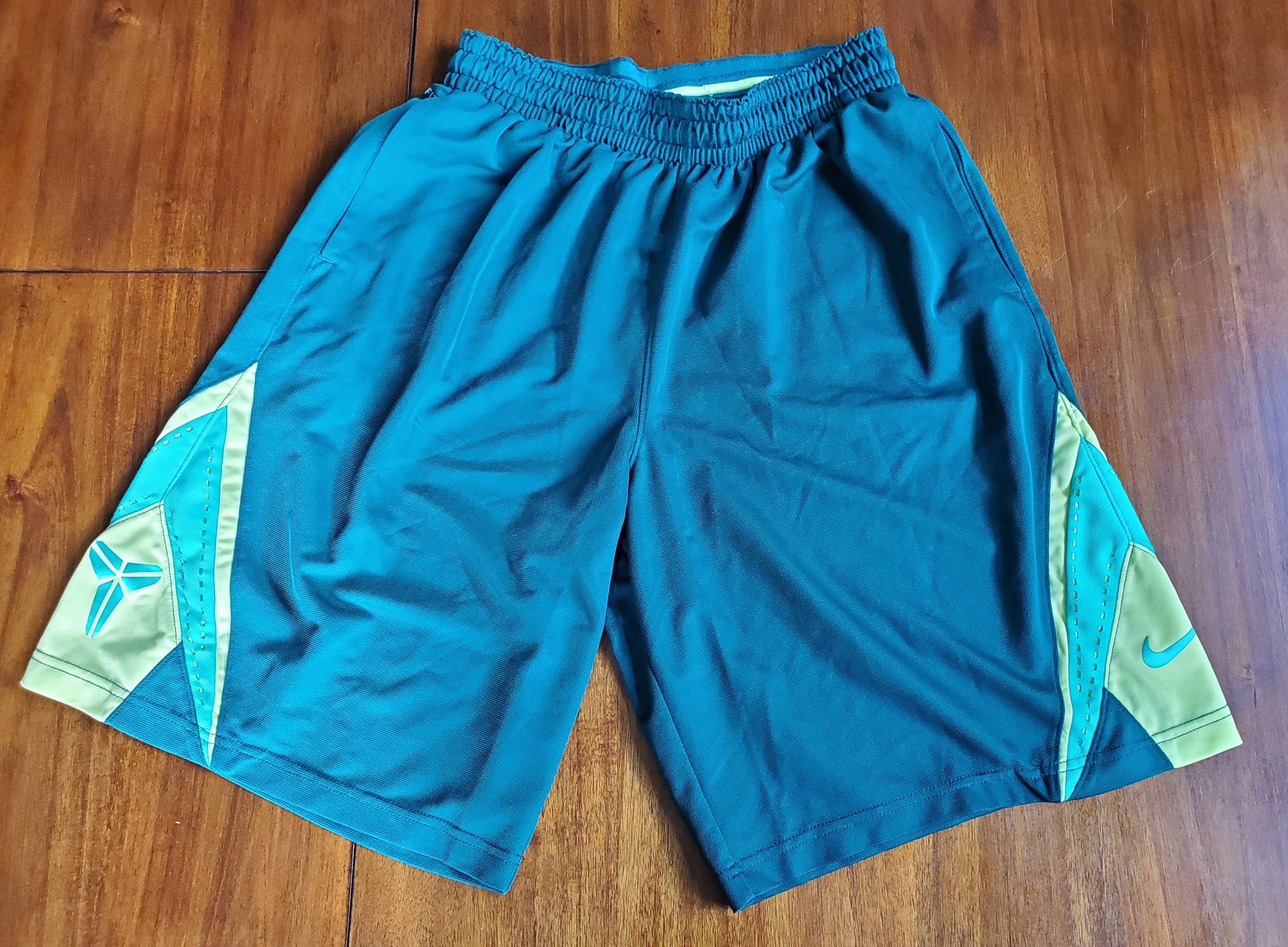 Nike Kobe Bryant Mamba Dri-Fit Basketball Shorts Size Large/XL Yellow/Green  style Los Angeles Lakers shorts - Etsy France