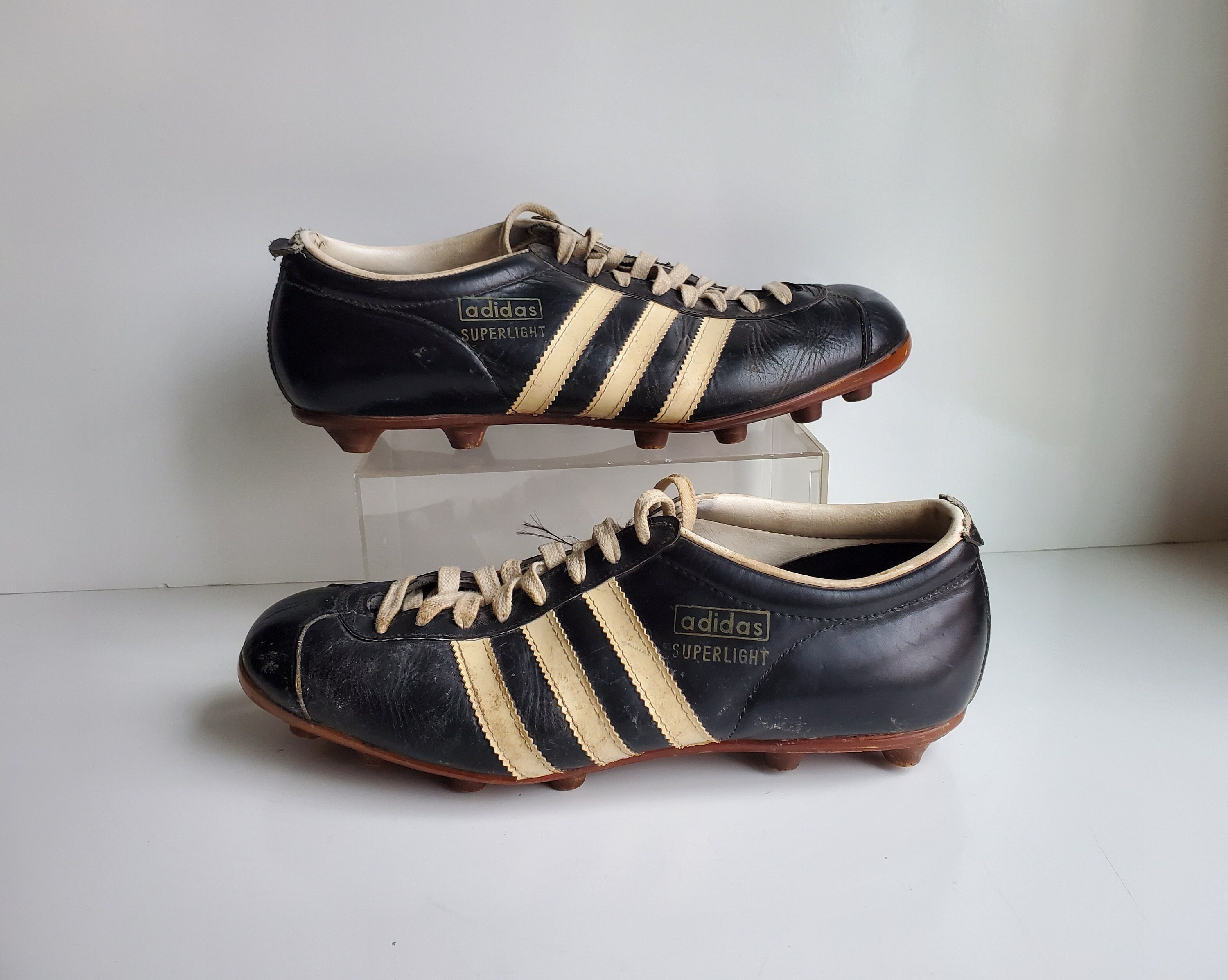 1970's Adidas Superlight Soccer Cleats Men's Size 9.5 Light Black