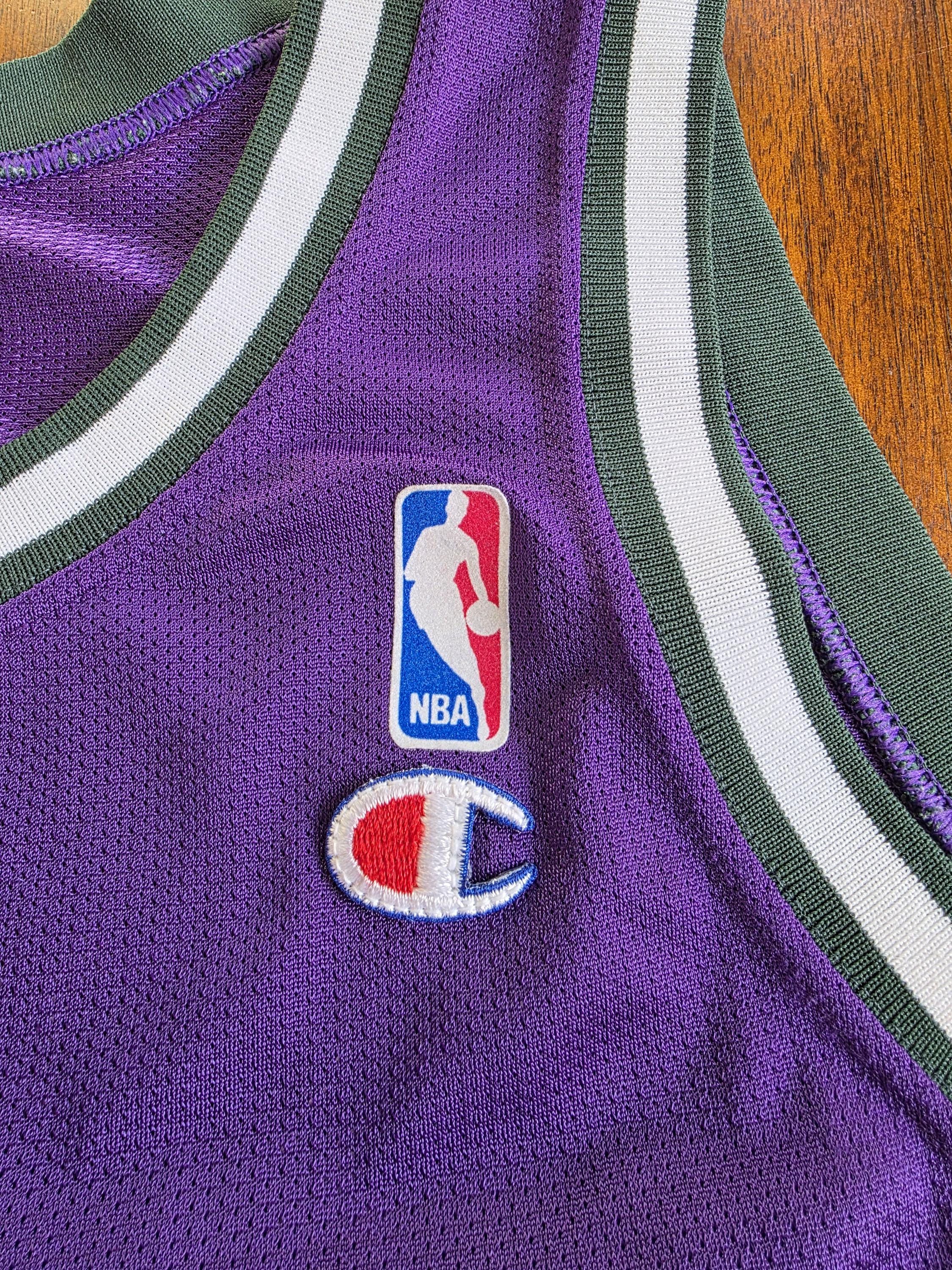 Autographed Vintage Milwaukee Bucks Vin Baker #42 Purple Champion