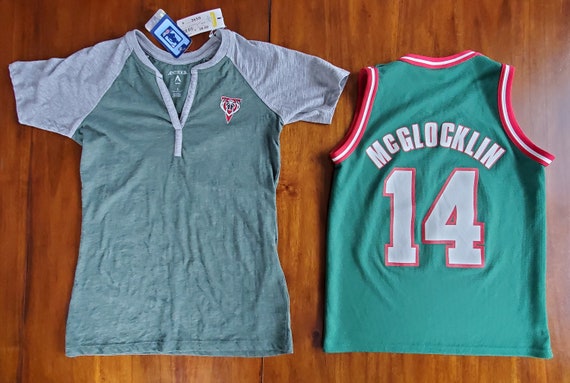 Milwaukee Bucks T-Shirts PICK 1 Option: Bucks Lar… - image 8