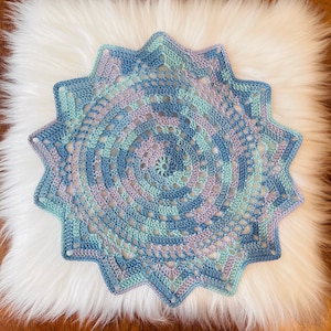 Variegated Ocean doily, Blue variegated doily