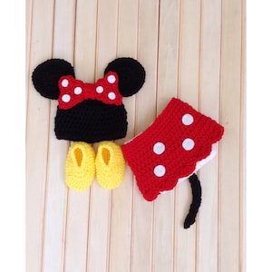 Crochet Minnie Mouse Newborn Outfit