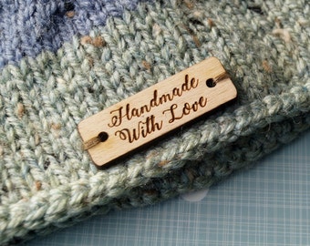 Personalized labels for knitted garments