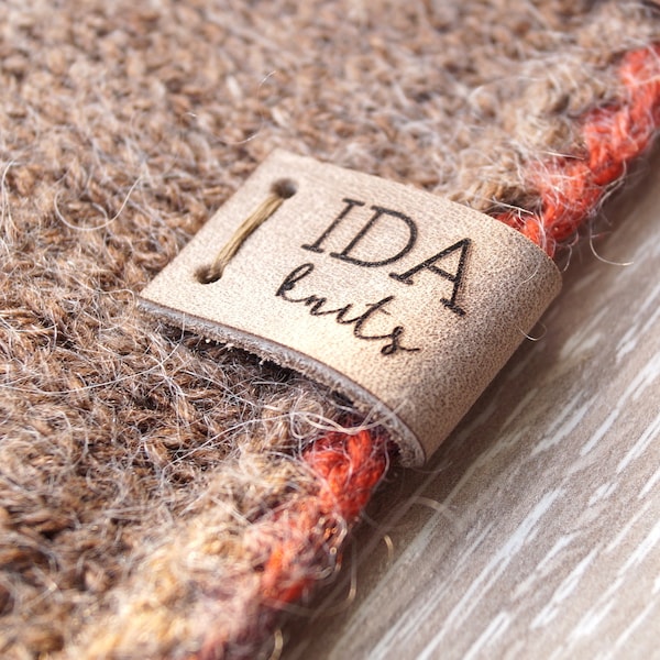 Etiquetas de cuero plegables centrales personalizadas, etiquetas de ropa personalizadas, etiquetas de cuero, etiquetas de cuidado, etiquetas de etiquetas personalizadas hechas a mano, conjunto de 25