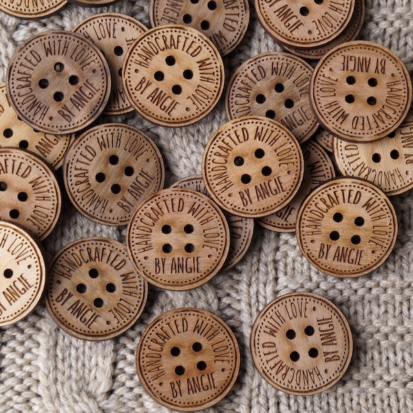 Boutons en bois personnalisé d’objets faits main, les boutons pour les produits tricotés et crochetés, boutons avec votre logo ou texte, ensemble de 25 pc