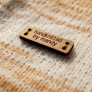 Wooden labels, custom garment labels, personalized clothing label tags, labels for handmade products, wood labels for knitted items, 25 pc