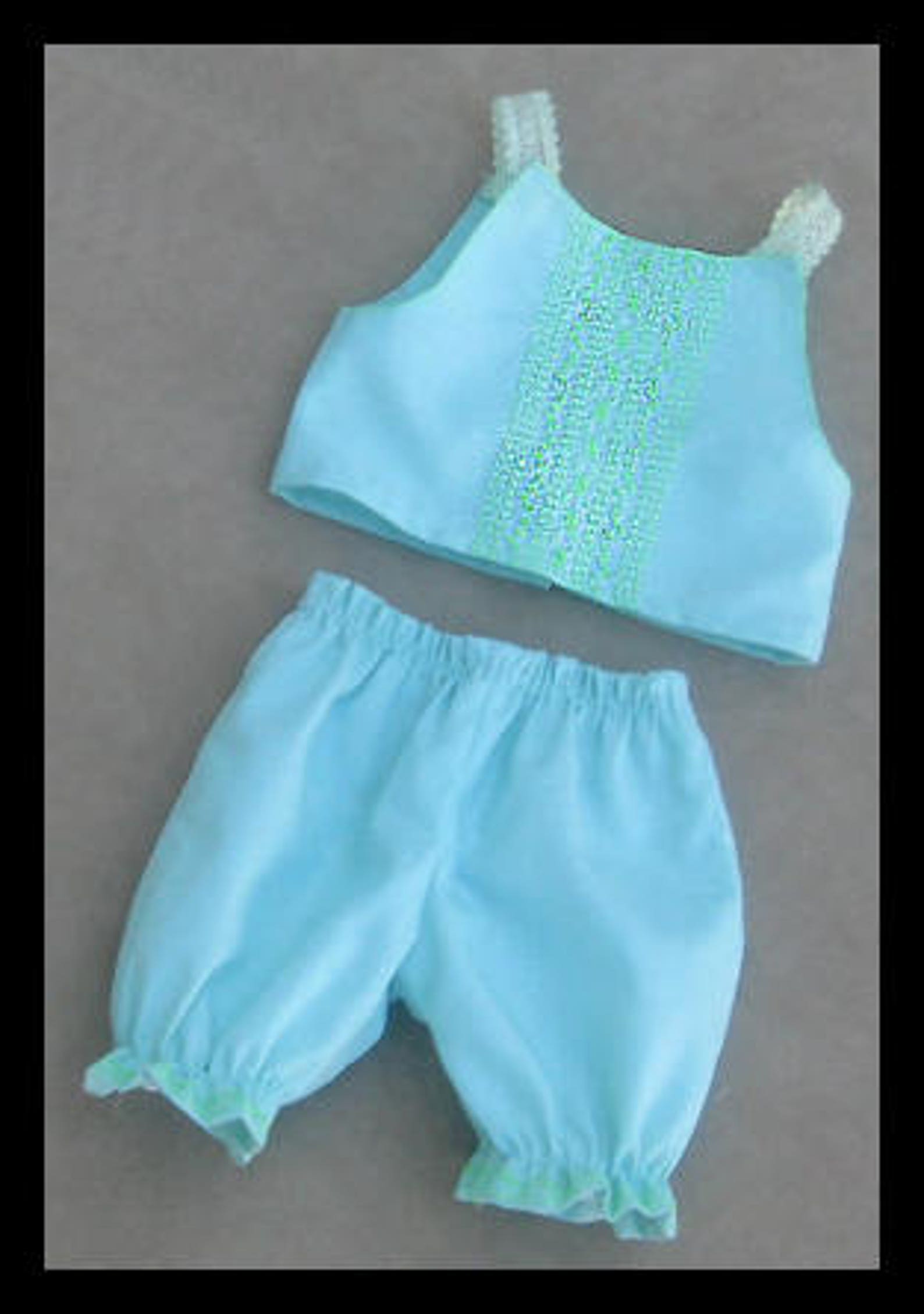 18 Doll Pjs Fits American Girl............ D003..in the Hoop