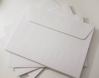 25 Blank White Envelopes for 5"x7" Invitations, 25 White A7 Envelopes 5.25" by 7.25"