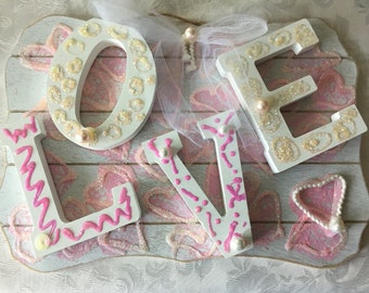 New Wooden LOVE Plaque Wall Decor