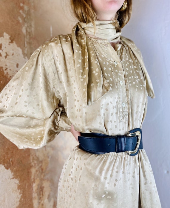 Italian 70's 80's Silk Dress Balloon Sleeve Beige