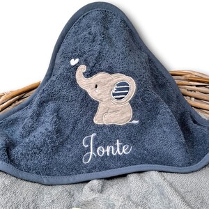 Kapuzenhandtuch Junge mit Namen bestickt - Geschenk zur Geburt - Babyhandtuch personalisiert - Babygeschenk mit Namen - Taufgeschenk Baby