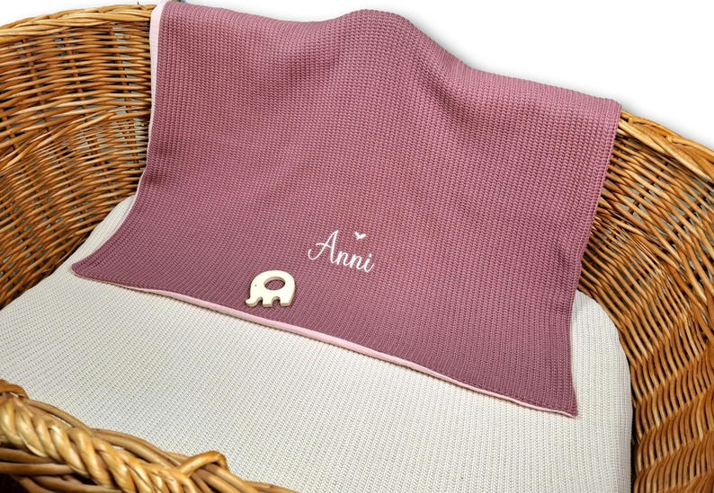 Manta de bebé de muselina / tejida con nombre bordado / manta de bebé tejida / manta de bebé personalizada con nombre / regalo de bebé / regalo de bautizo imagen 2