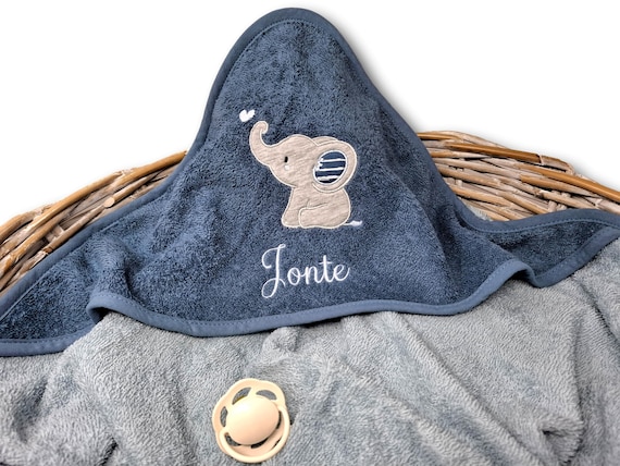 Kapuzenhandtuch Junge mit Namen bestickt - Geschenk zur Geburt - Babyhandtuch personalisiert - Babygeschenk mit Namen - Taufgeschenk Baby
