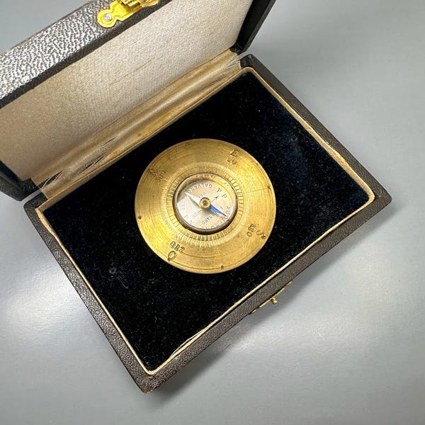 Antiker Gehäuse Kompass, Galvanometer für Audiphone Invisible von Bernard