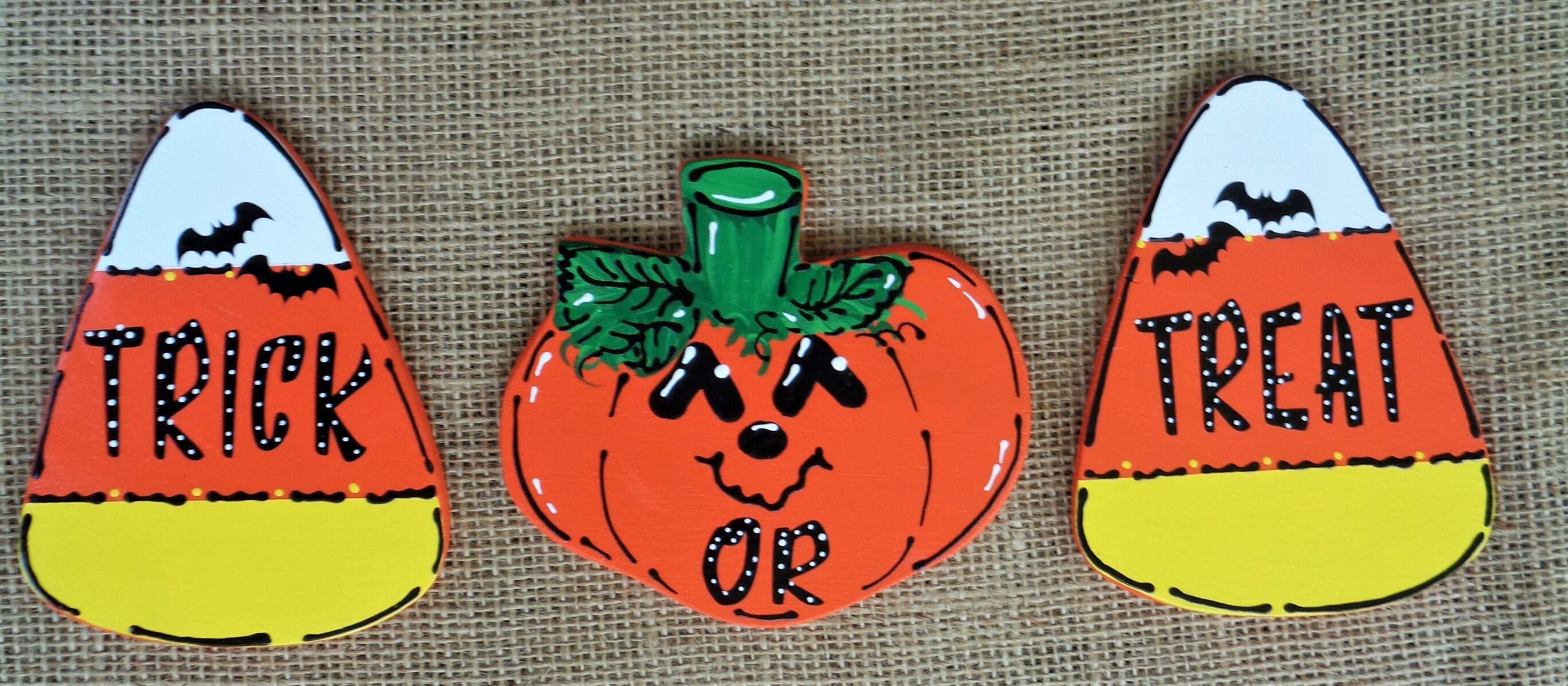 3 MINI TRICK or TREAT Candy Corn & Pumpkin Tiered Tray Art Hanger ...