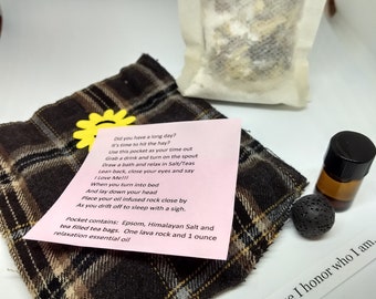 Pockets for the soul with tea bath and essential oil